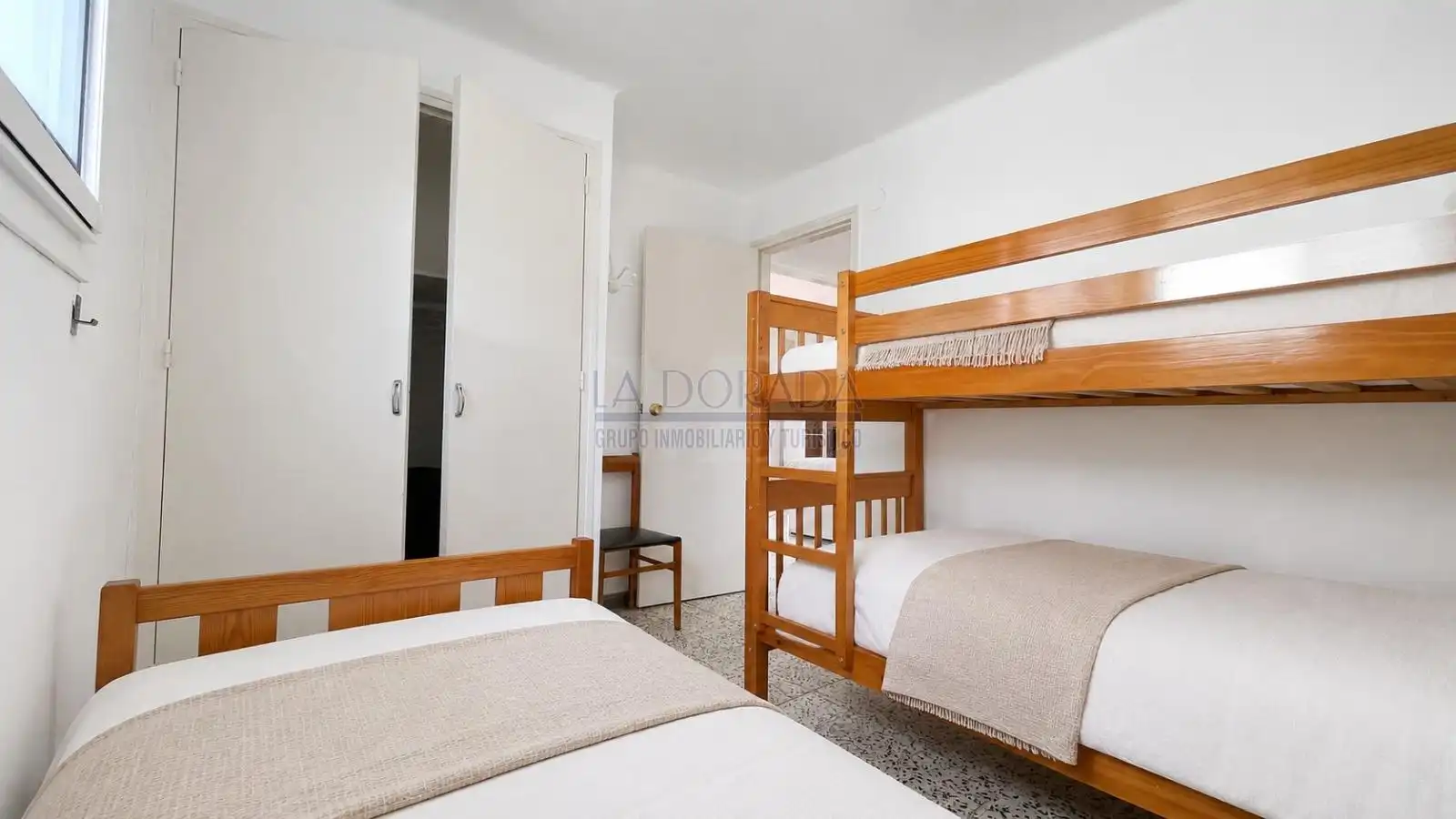 Schlafzimmer von Haus oder Chalet zum Verkauf in Cambrils mit Klimaanlage, Privatgarten und Terrasse