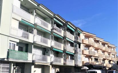 Außenansicht von Wohnungen zum verkauf in El Vendrell mit Terrasse und Balkon