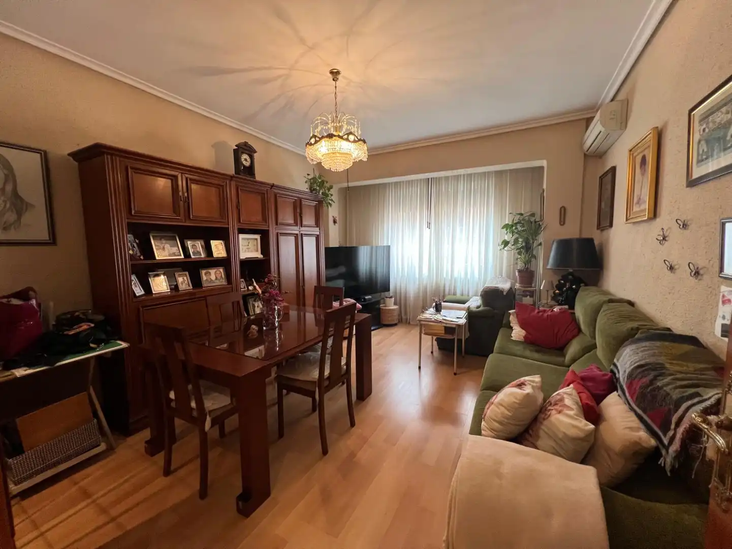 Sala de estar de Piso en venta en  Logroño con Calefacción y Amueblado