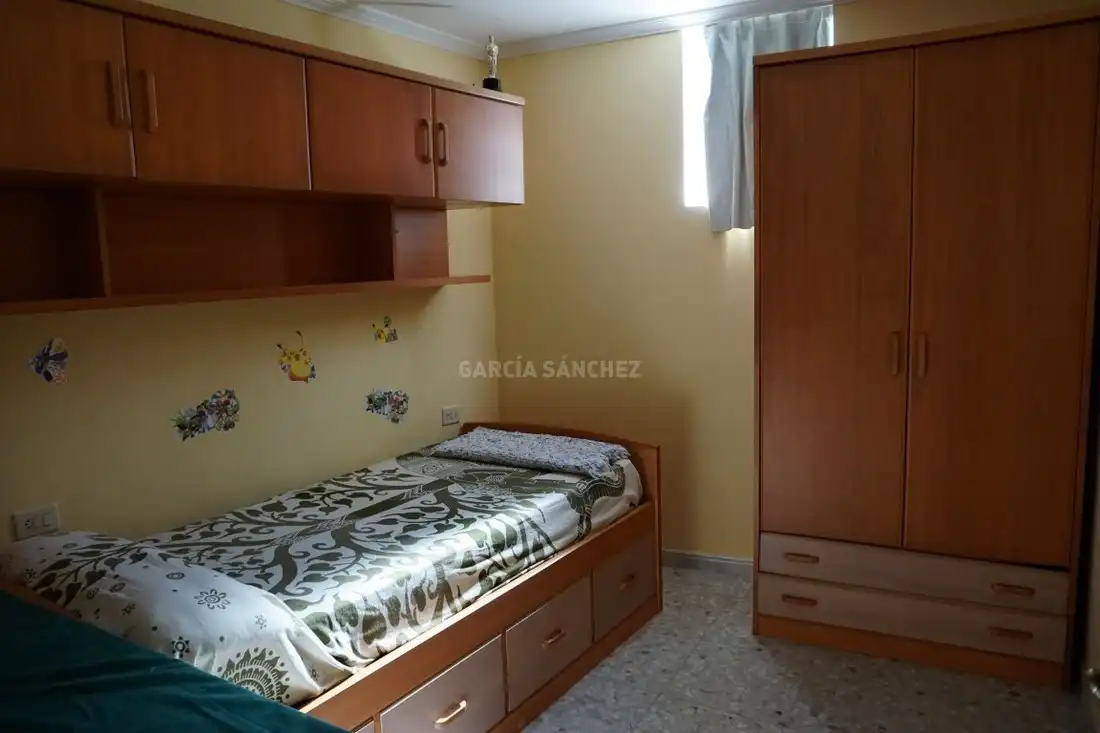 Schlafzimmer von Einfamilien-Reihenhaus zum Verkauf in Rianxo