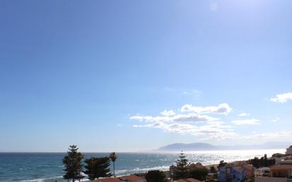 Vista exterior de Àtic en venda en Rincón de la Victoria