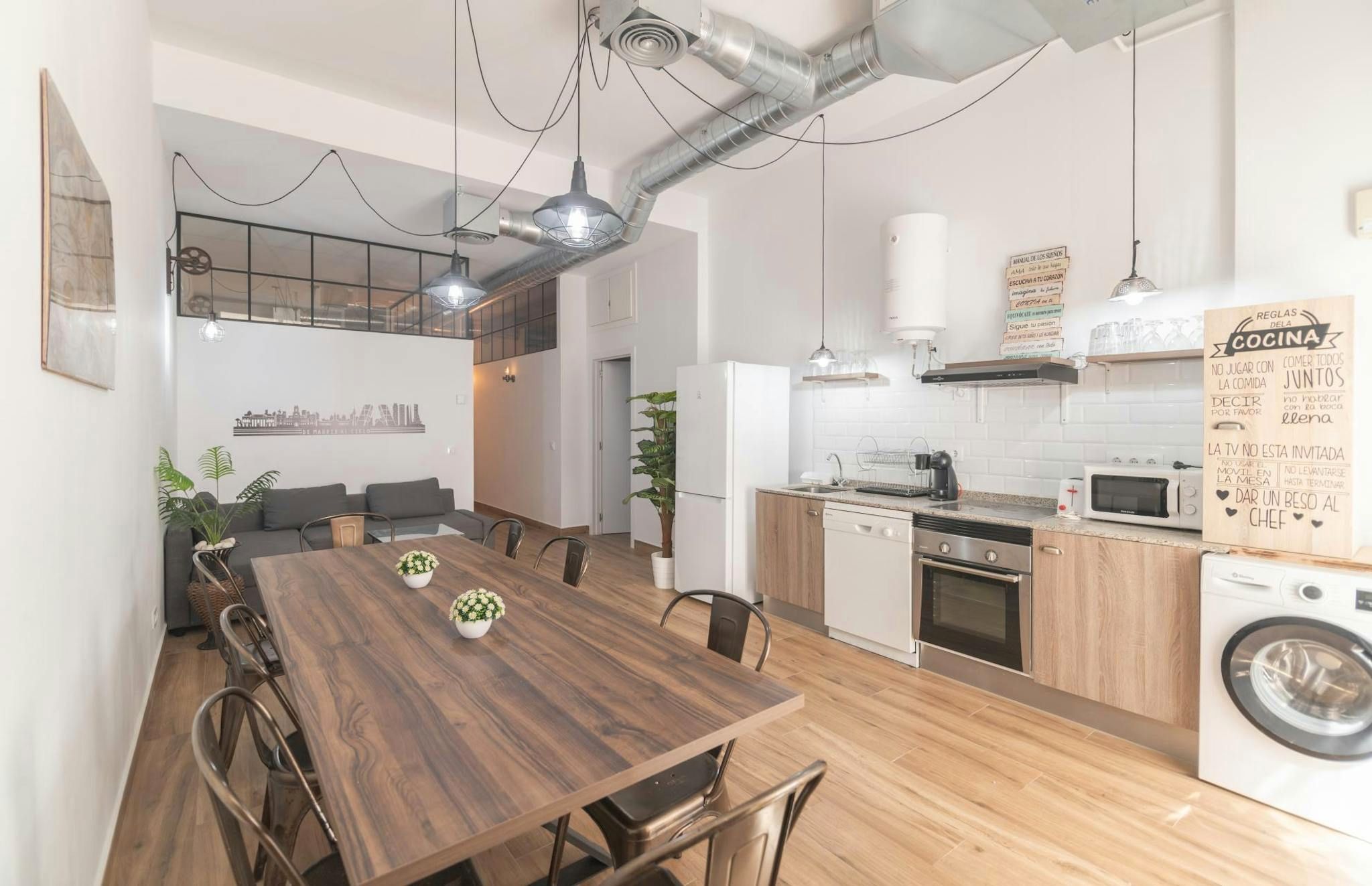 Kitchen of Flat to rent in  Madrid Capital  with Air Conditioner, Heating and Furnished