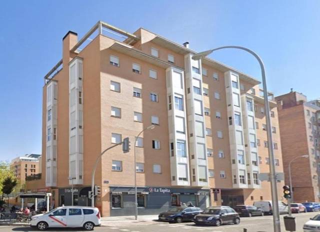 Garaje en Venta en FLAUTAS en Cuatro vientos