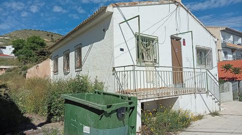 Foto 2 de Casa o xalet en venda a Calle Salvia, Baza, Granada