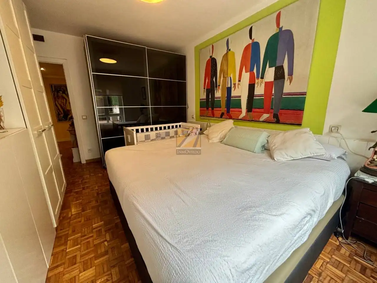 Habitación de Piso en venta en Oviedo  con Calefacción, Parquet y Terraza