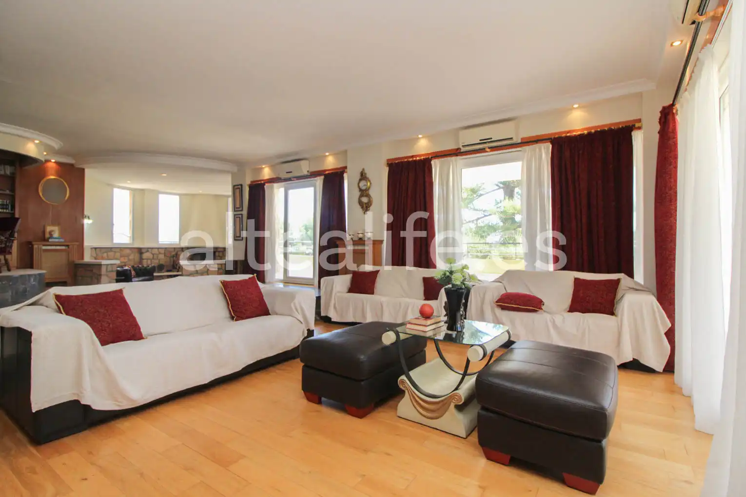 Sala de estar de Casa o chalet en venta en La Nucia con Aire acondicionado, Jardín privado y Terraza