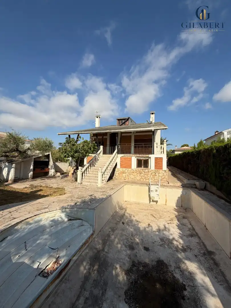 Vista exterior de Casa o xalet en venda en L'Ampolla, Tarragona