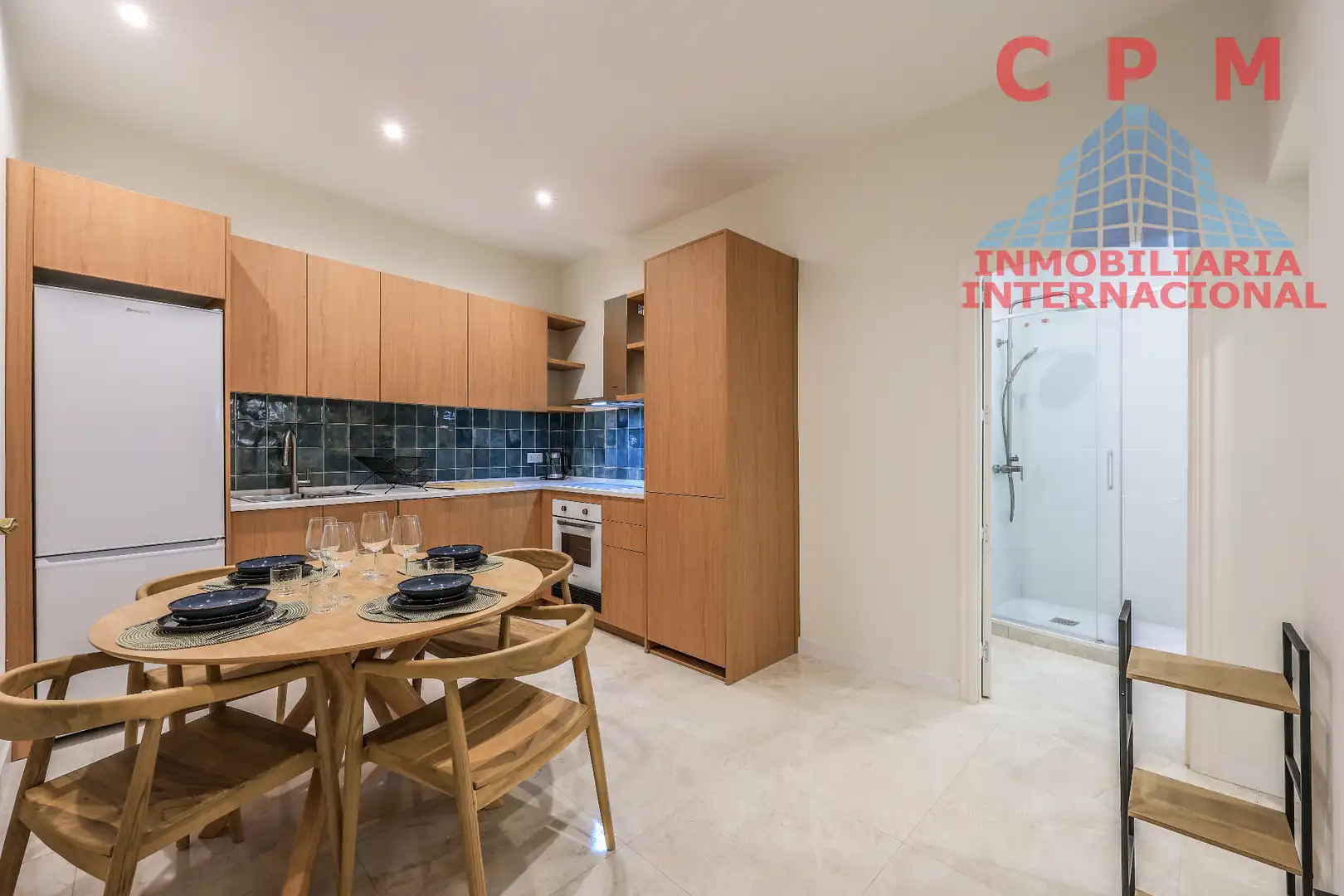 Kitchen of Flat for rent in Madrid  with Air Conditioner, Heating and Parquet flooring