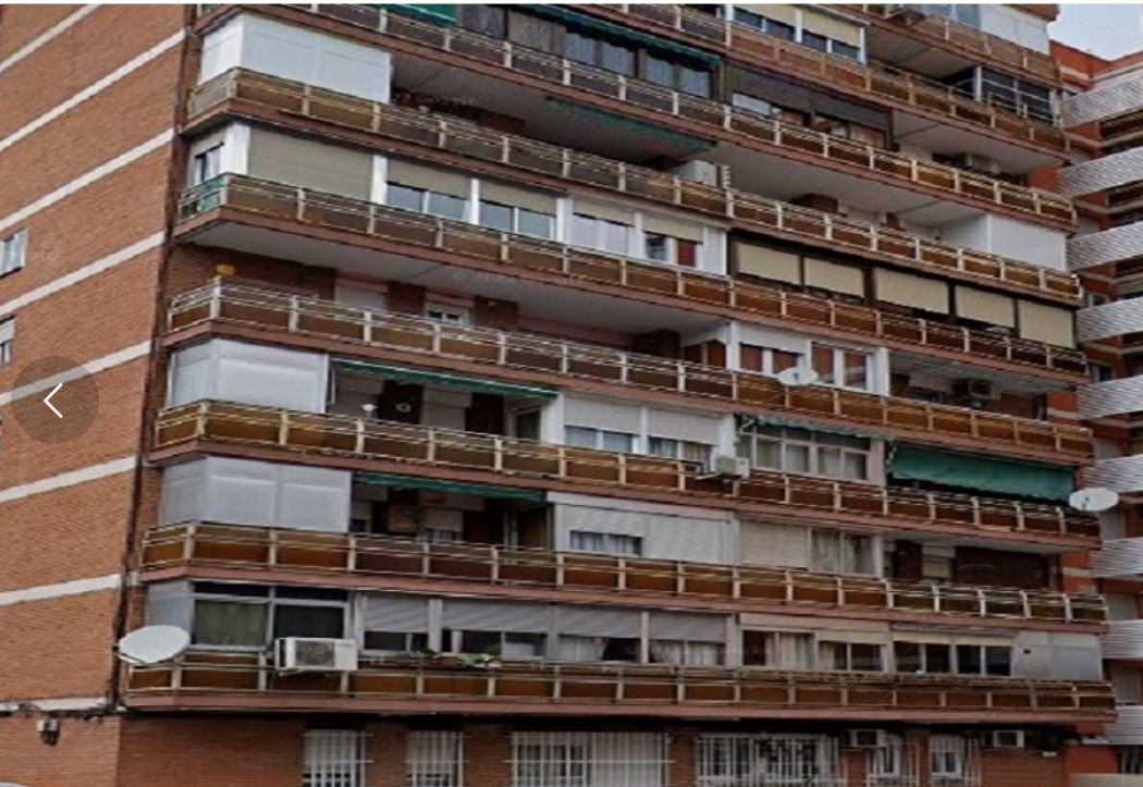 Vista exterior de Pis en venda en Fuenlabrada amb Calefacció i Terrassa