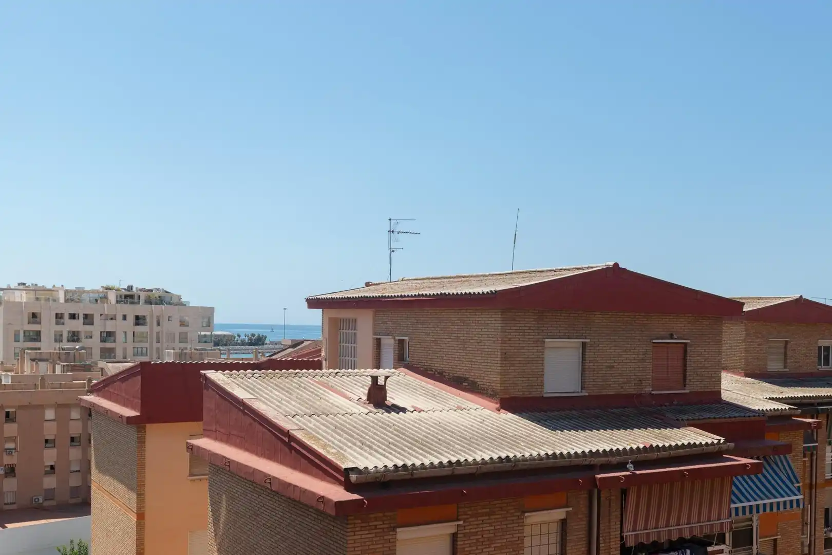 Vista exterior de Pis en venda en Málaga amb Aire condicionat