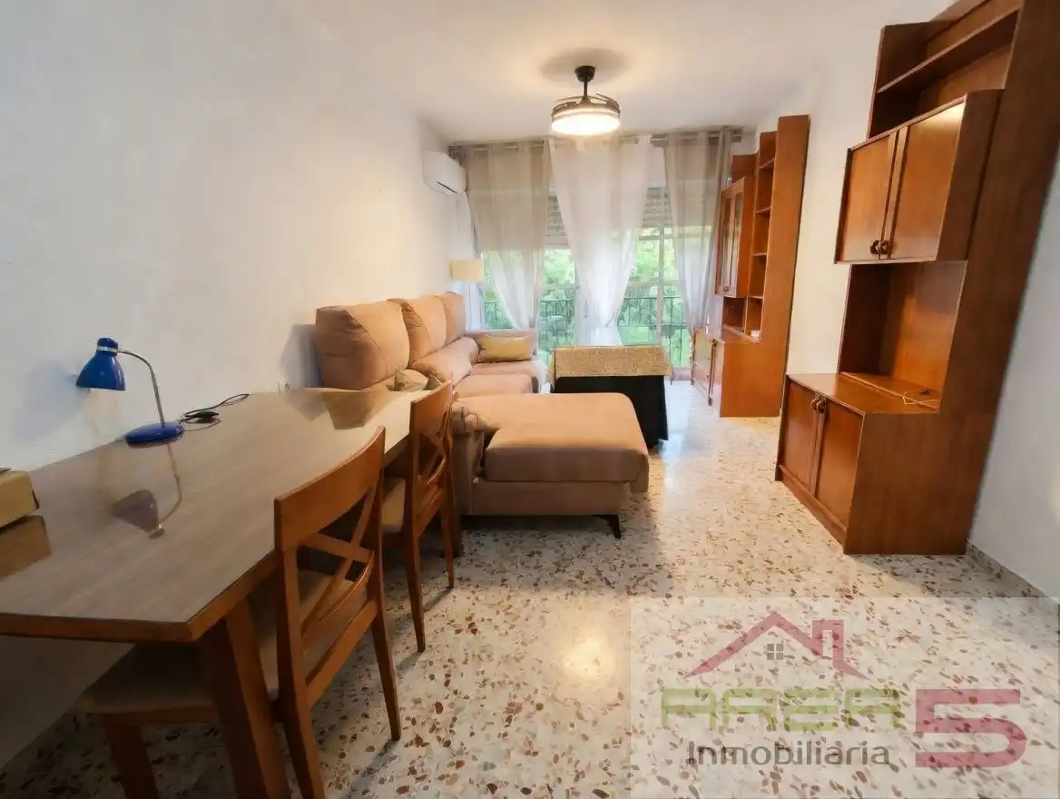 Sala de estar de Piso de alquiler en Mérida con Aire acondicionado, Amueblado y Horno