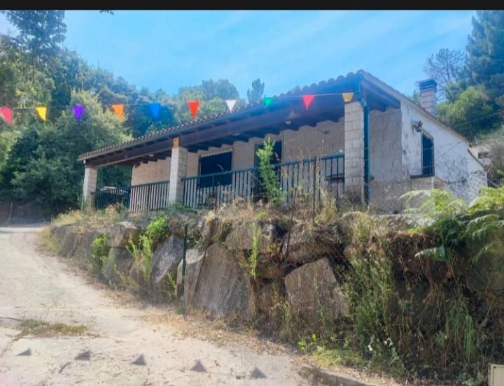 Exterior view of House or chalet for sale in Ourense Capital   with Terrace, Storage room and Furnished