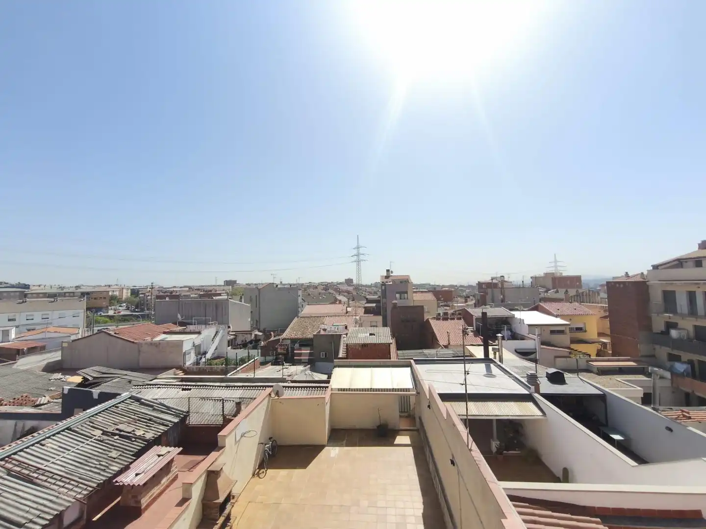 Vista exterior de Pis en venda en Terrassa amb Aire condicionat, Parquet i Alarma