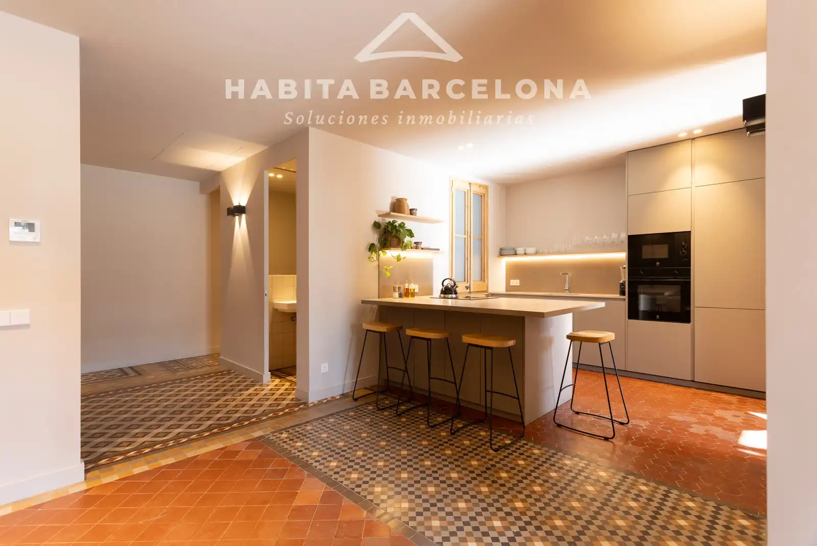 Küche von Wohnung zur Miete in Barcelona mit Klimaanlage, Heizung und Parkett