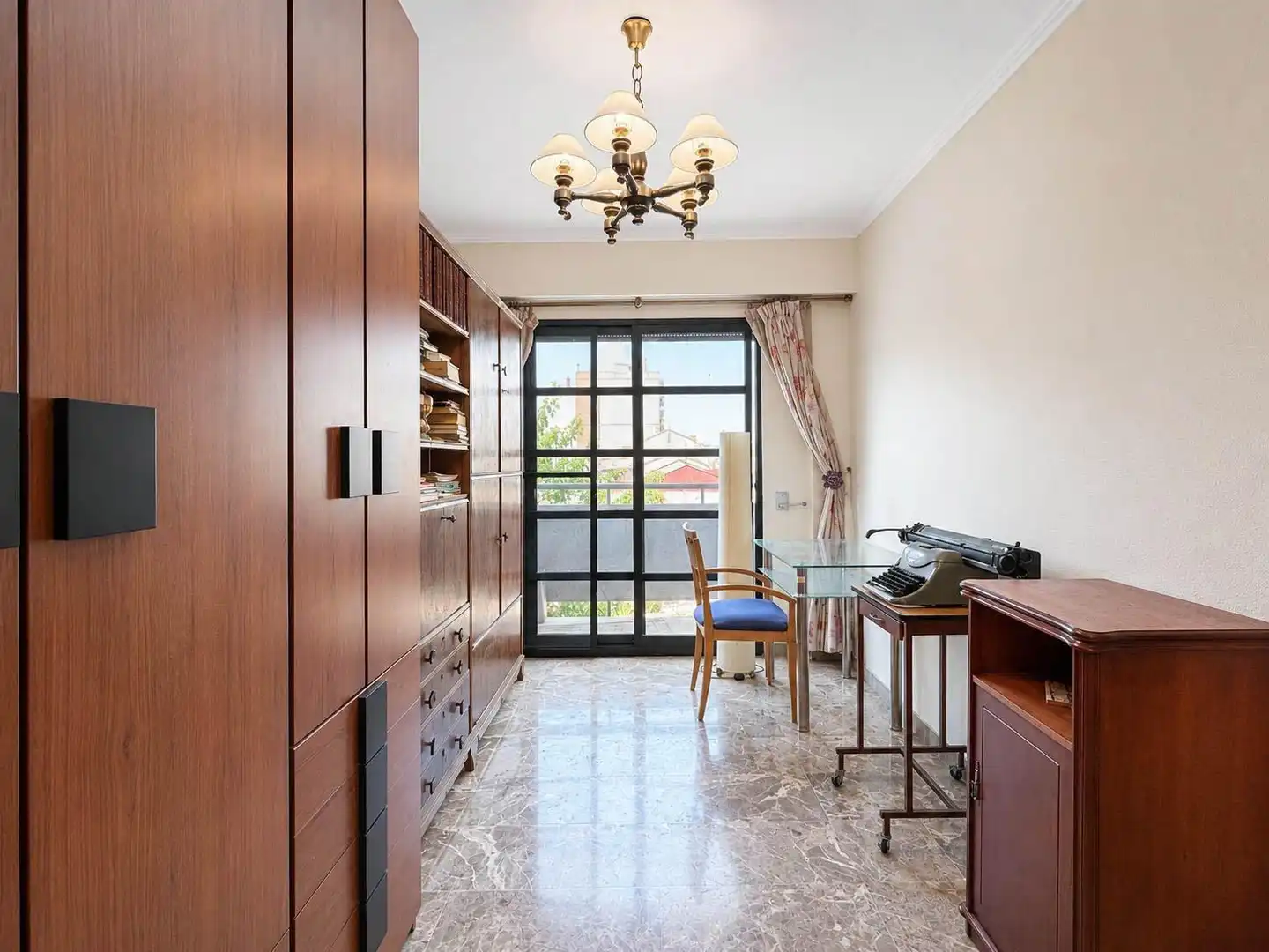 Flat for rent in Valencia  with Furnished and Balcony