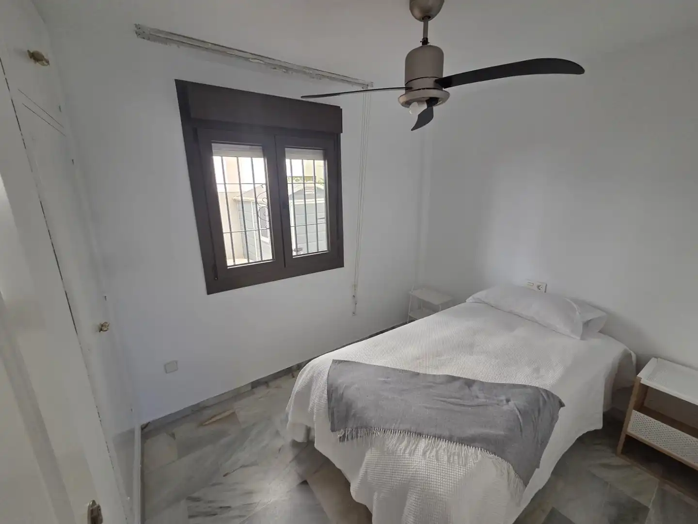 Bedroom of Flat for sale in Fuengirola  with Terrace