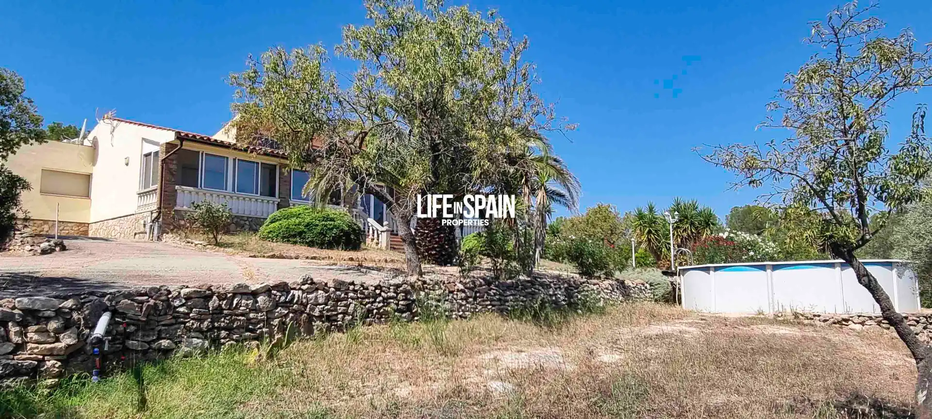 Vista exterior de Casa o chalet en venta en Ginestar con Calefacción, Jardín privado y Terraza