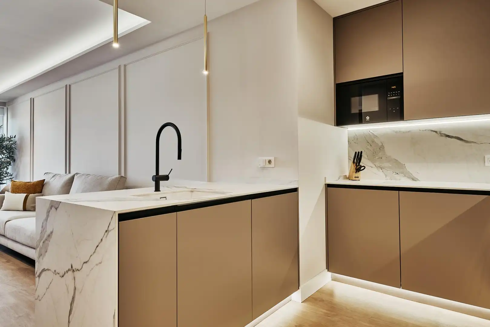 Cuina de Apartament en venda en Madrid amb Calefacció, Terrassa i Moblat