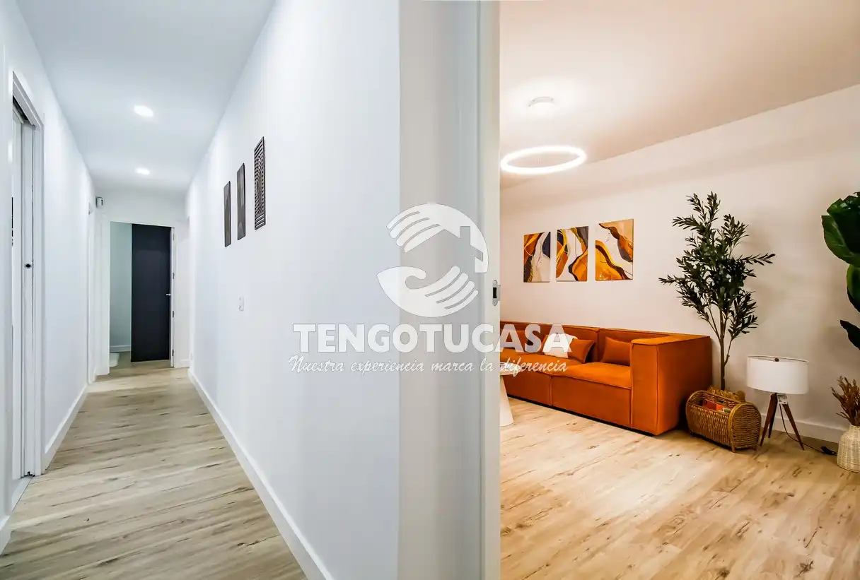 Flat for sale in Madrid  with Air Conditioner, Heating and Furnished