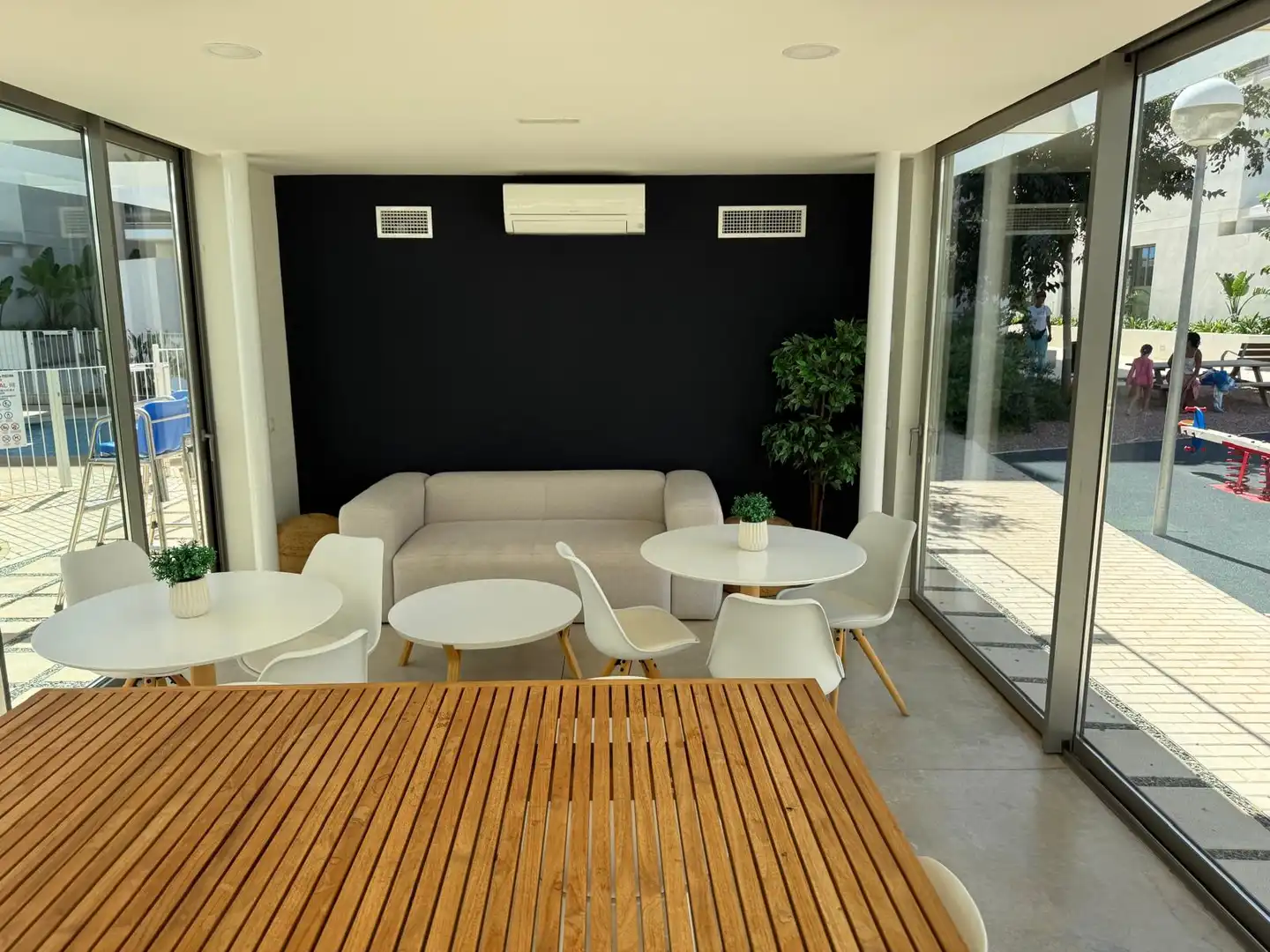 Apartamento con terraza en venta en El Montgó, imagen 23