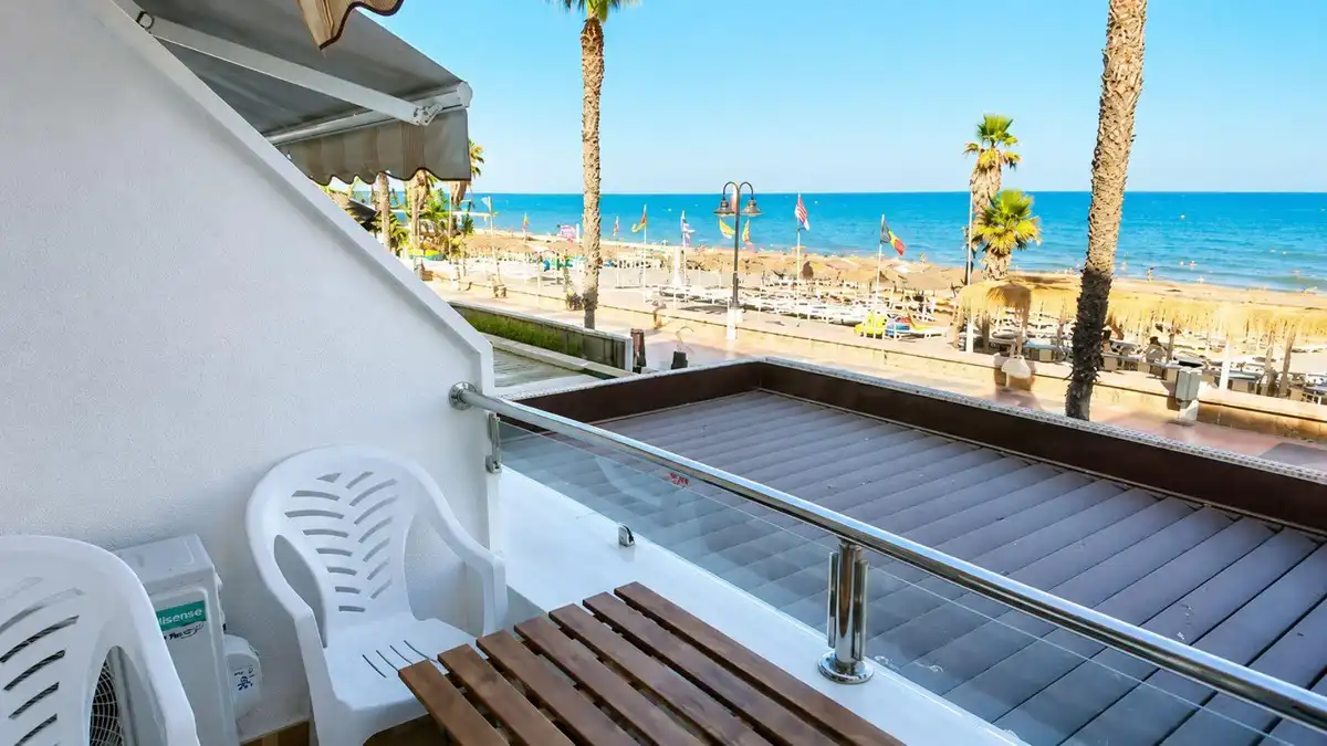 Terrassa de Apartament en venda en Torremolinos amb Aire condicionat, Calefacció i Moblat