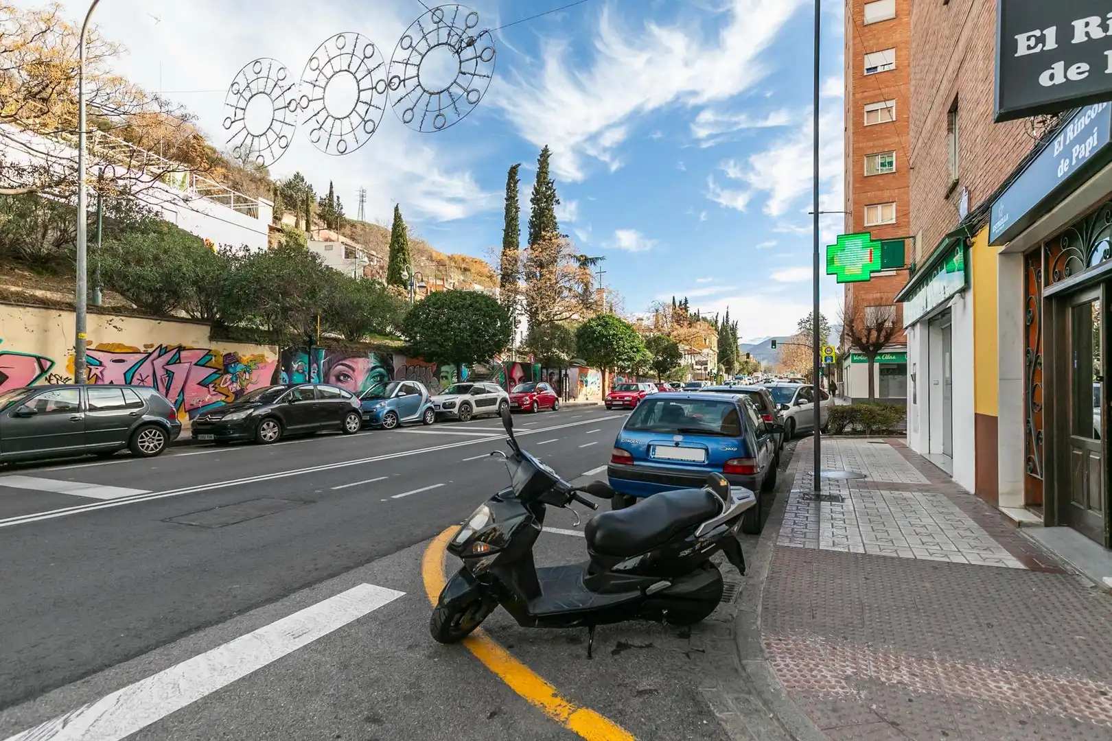 Local en venta en Calle LOMA DE DILAR, Crta. De la Sierra