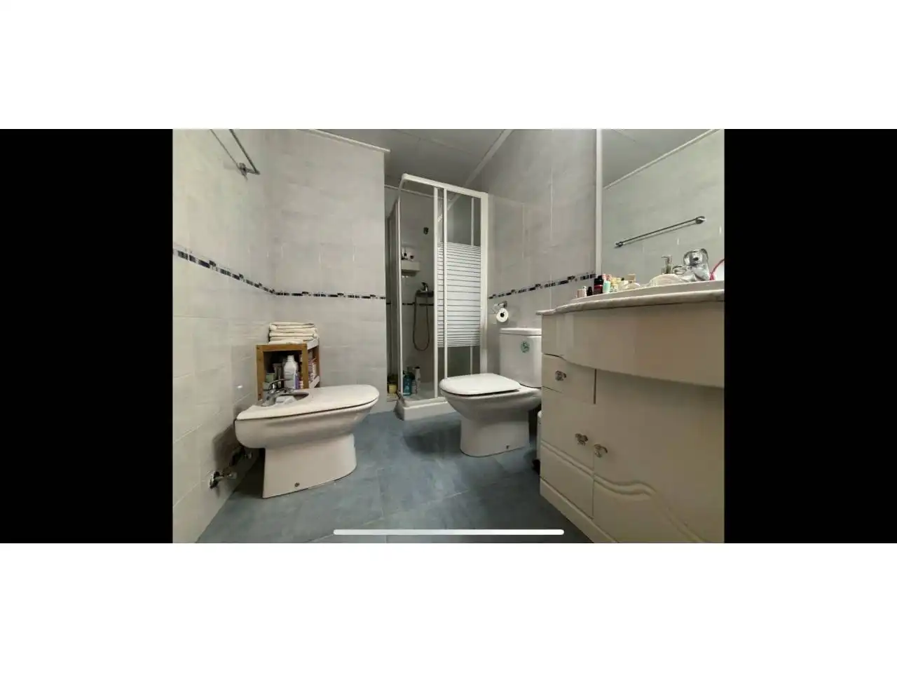 Badezimmer von Wohnung zum Verkauf in Almazora / Almassora mit Klimaanlage und Möbliert