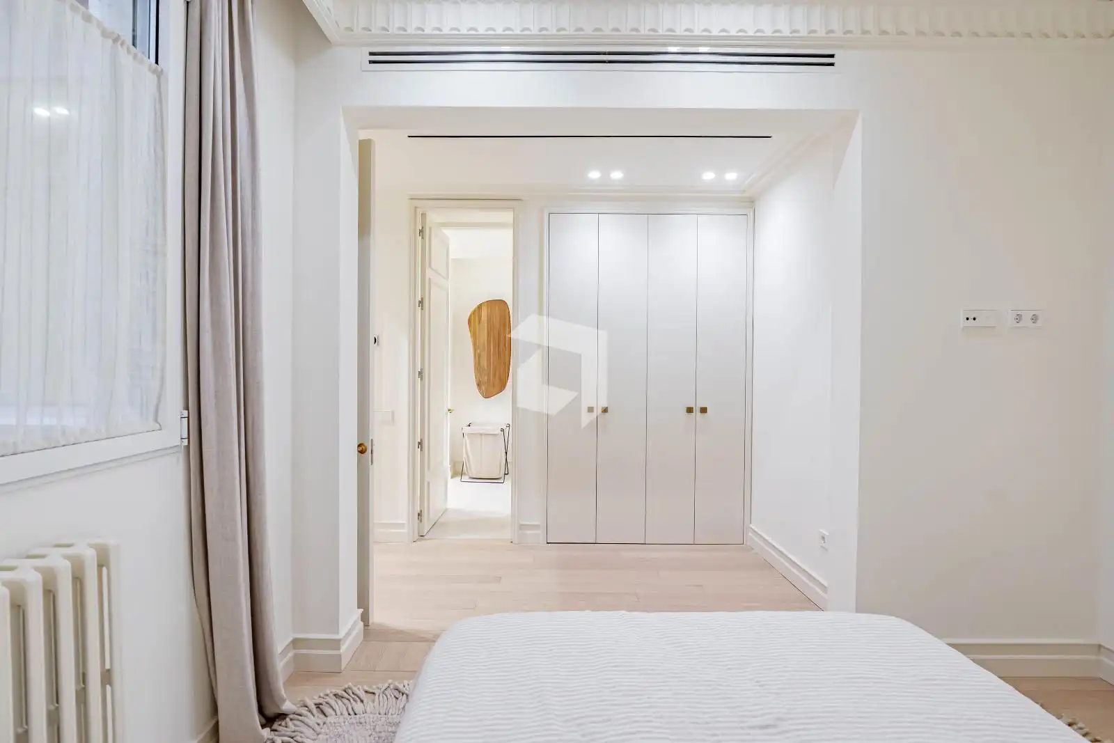 Schlafzimmer von Wohnung zum Verkauf in Madrid mit Klimaanlage, Heizung und Terrasse