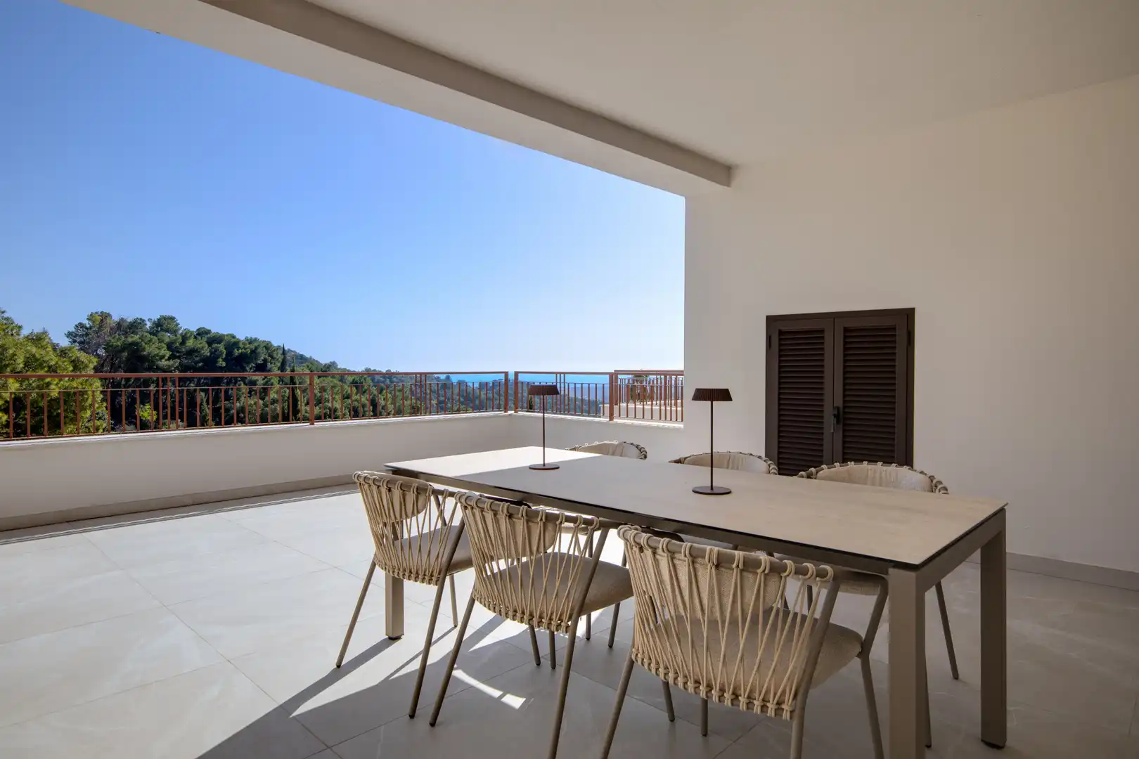 Terraza de Apartamento en venta en Istán con Aire acondicionado, Terraza y Piscina