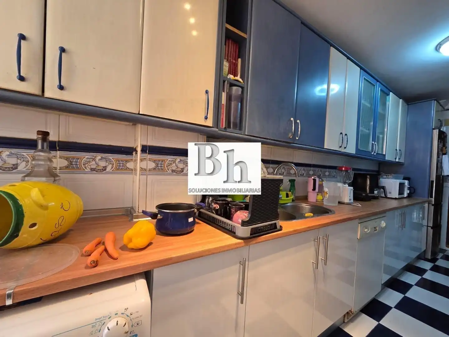 Küche von Wohnung zum Verkauf in Málaga mit Privatgarten