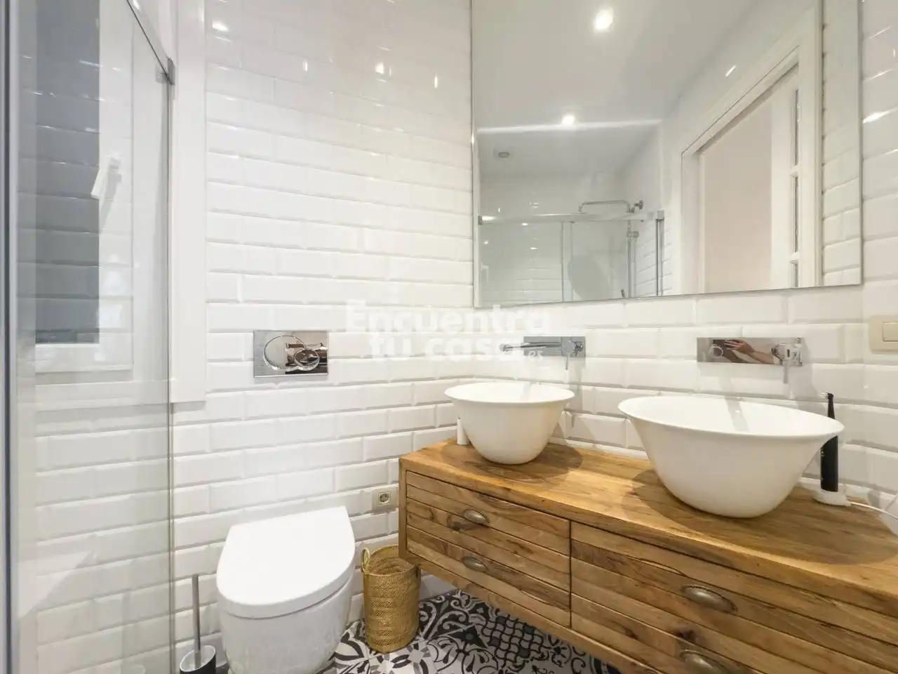 Badezimmer von Wohnung zum Verkauf in Donostia - San Sebastián  mit Klimaanlage, Heizung und Möbliert