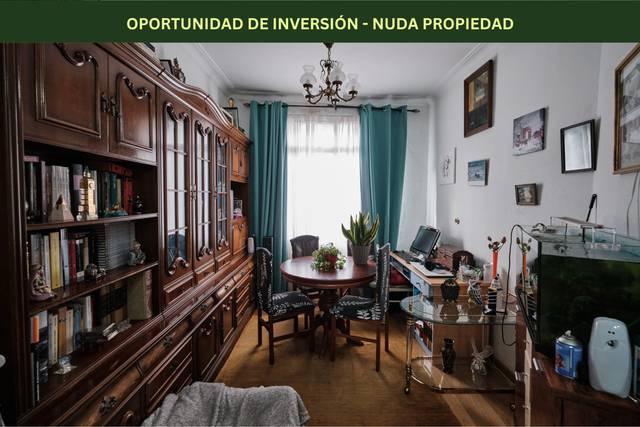 Piso en Venta en Rúa Adelaida Muro en Monte Alto - Zalaeta - Atocha