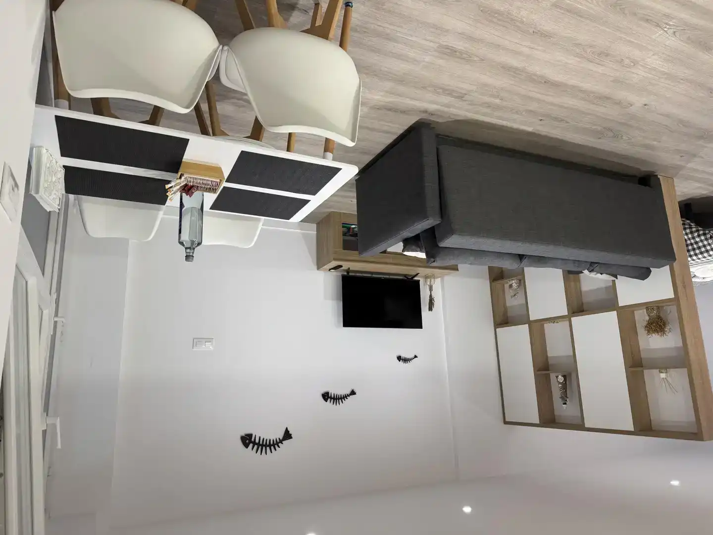Sala d'estar de Pis en venda en A Coruña Capital  amb Moblat i Balcó