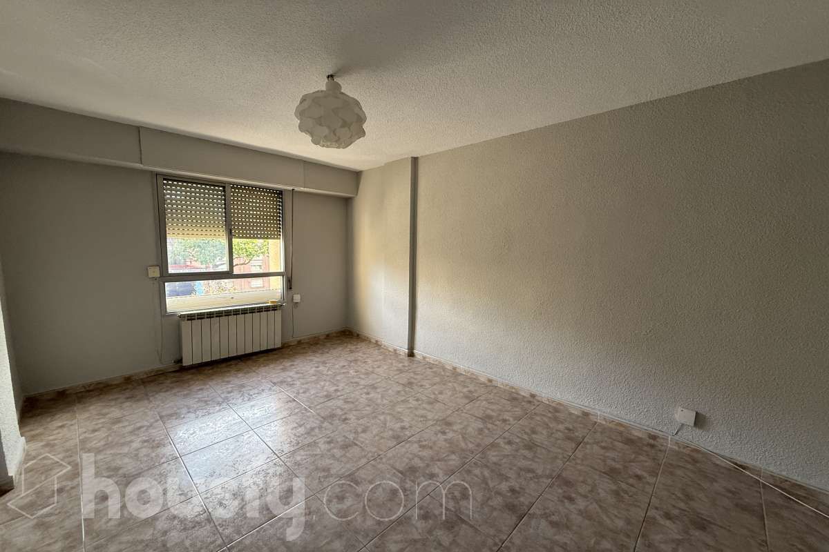 Bedroom of Flat to rent in  Madrid Capital