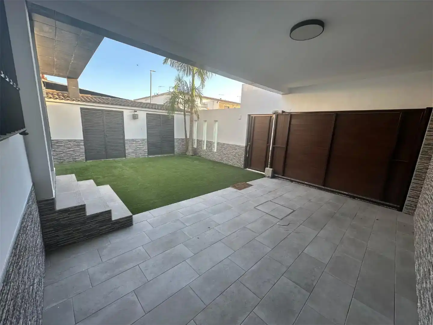 Terrassa de Casa o xalet en venda en Dos Hermanas amb Aire condicionat, Jardí privat i Traster