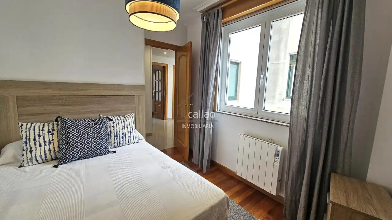 Habitación de Piso de alquiler en Ferrol con Calefacción, Trastero y Amueblado