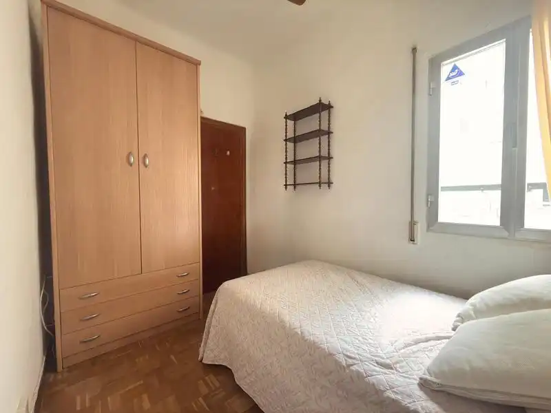 Dormitori de Pis en venda en Madrid amb Aire condicionat, Calefacció i Moblat