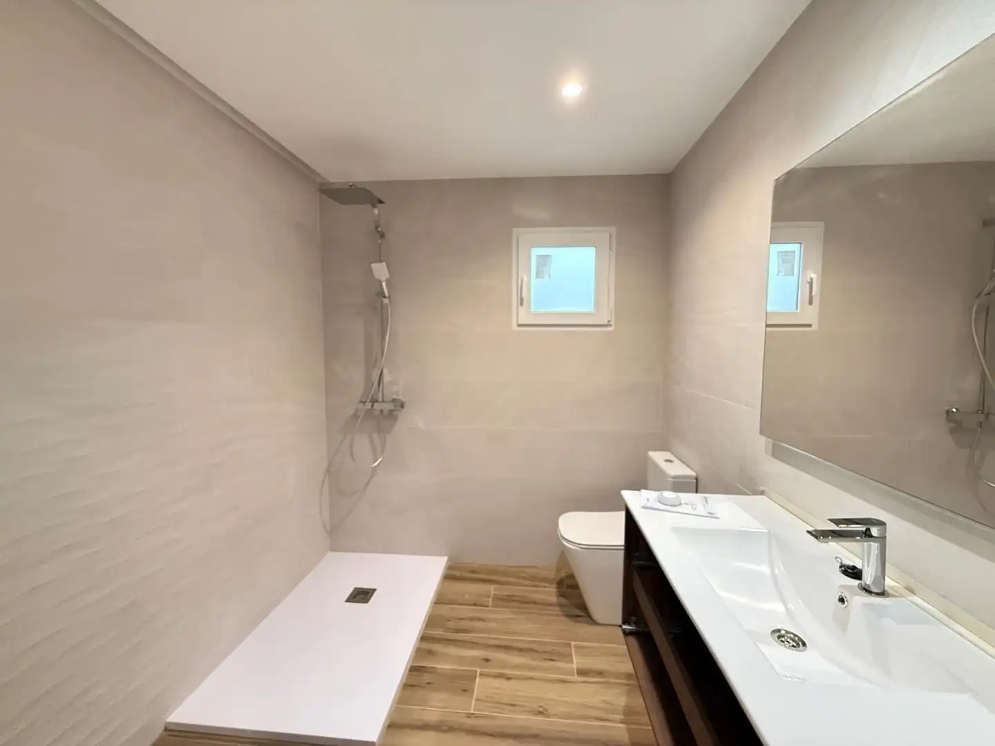 Baño de Casa o chalet en venta en Alginet con Aire acondicionado, Calefacción y Parquet