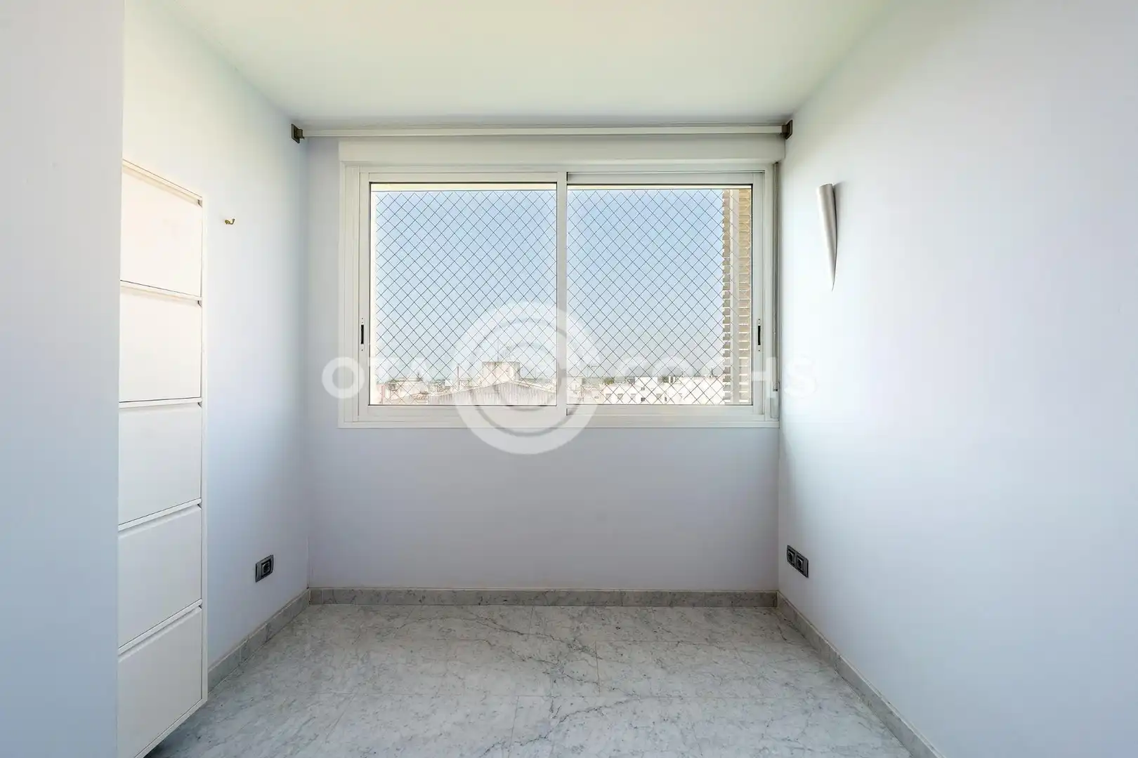 Schlafzimmer von Dachboden zum Verkauf in Cambrils mit Klimaanlage, Heizung und Terrasse