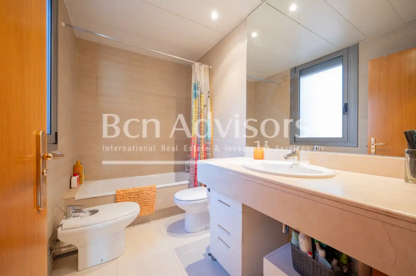 Casa a schiera con terrazza in vendita a Passatge de Puigmadrona, imagen 24
