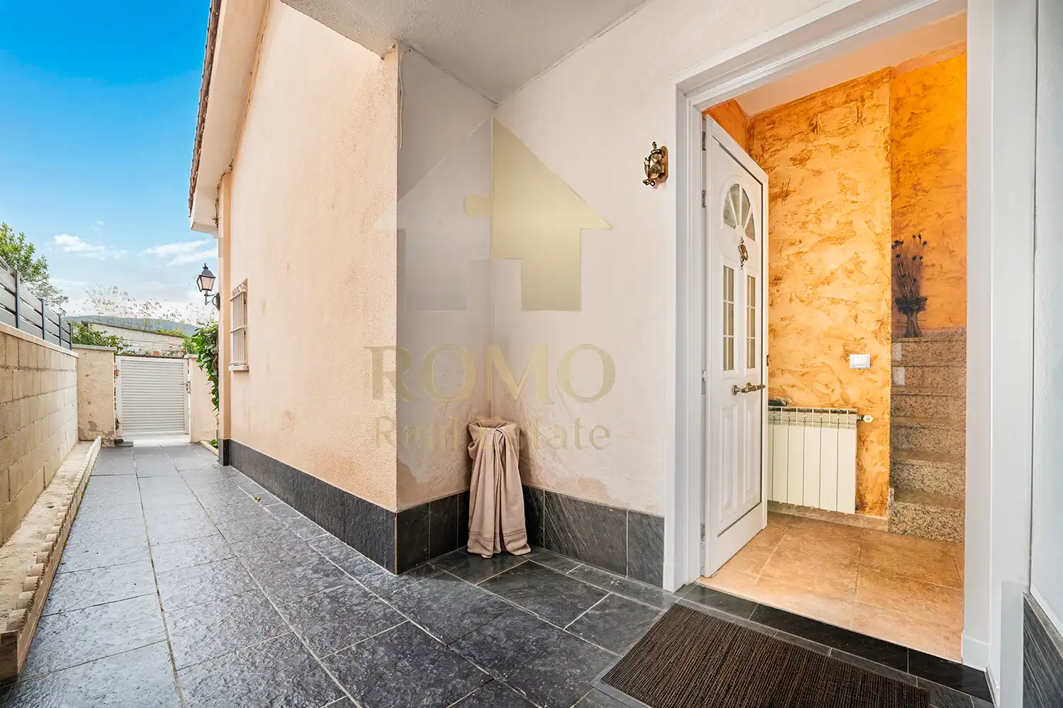 Casa adosada en venta en Avinguda U, Santa Perpètua de Mogoda