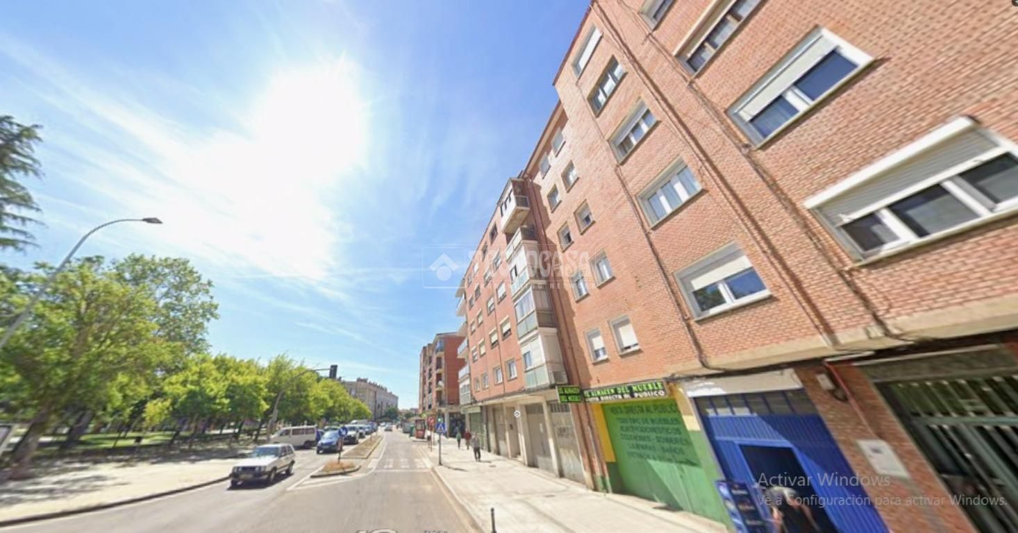 Exterior view of Flat for sale in Palencia Capital