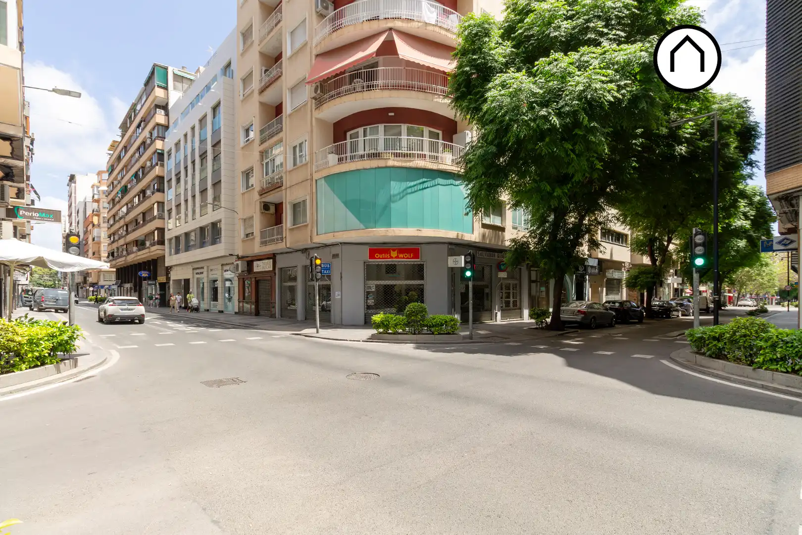 Gewerbefläche zum Verkauf in Carrer Portugal 36, imagen 3