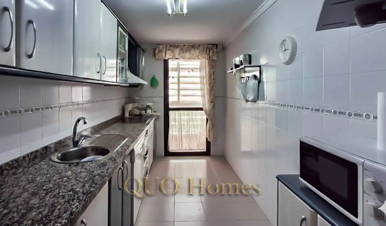 Kitchen of Flat for sale in Jerez de la Frontera  with Air Conditioner, Furnished and Balcony