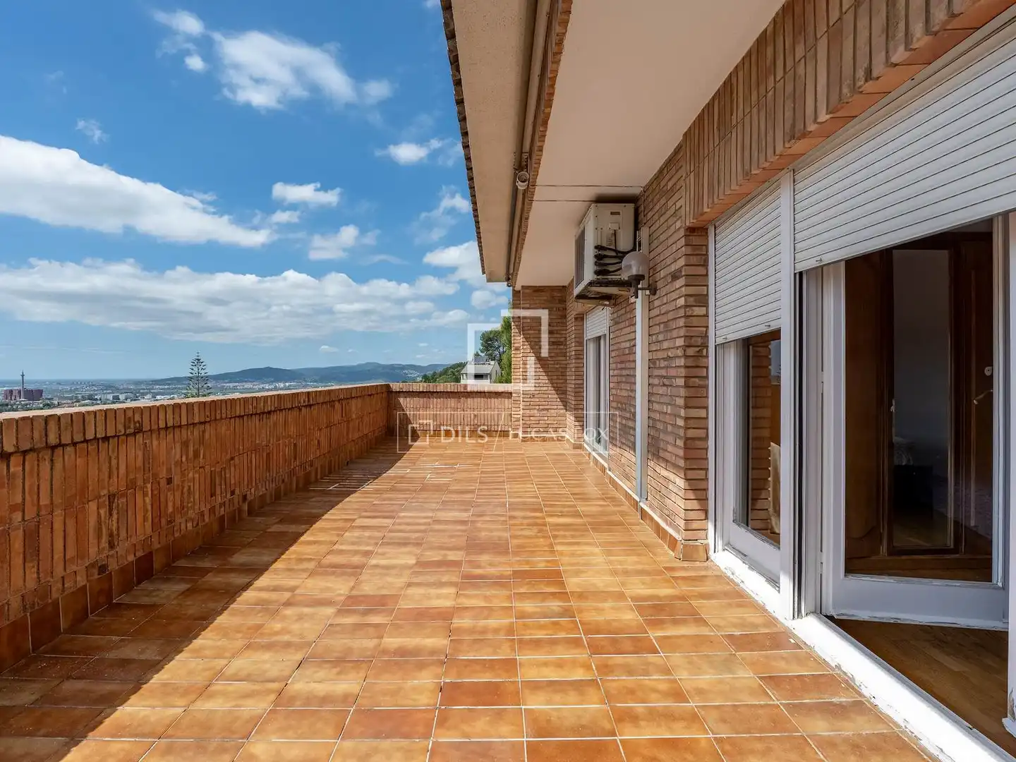 Terrace of Houses for sale in Sant Just Desvern  with Air Conditioner, Private garden and Terrace