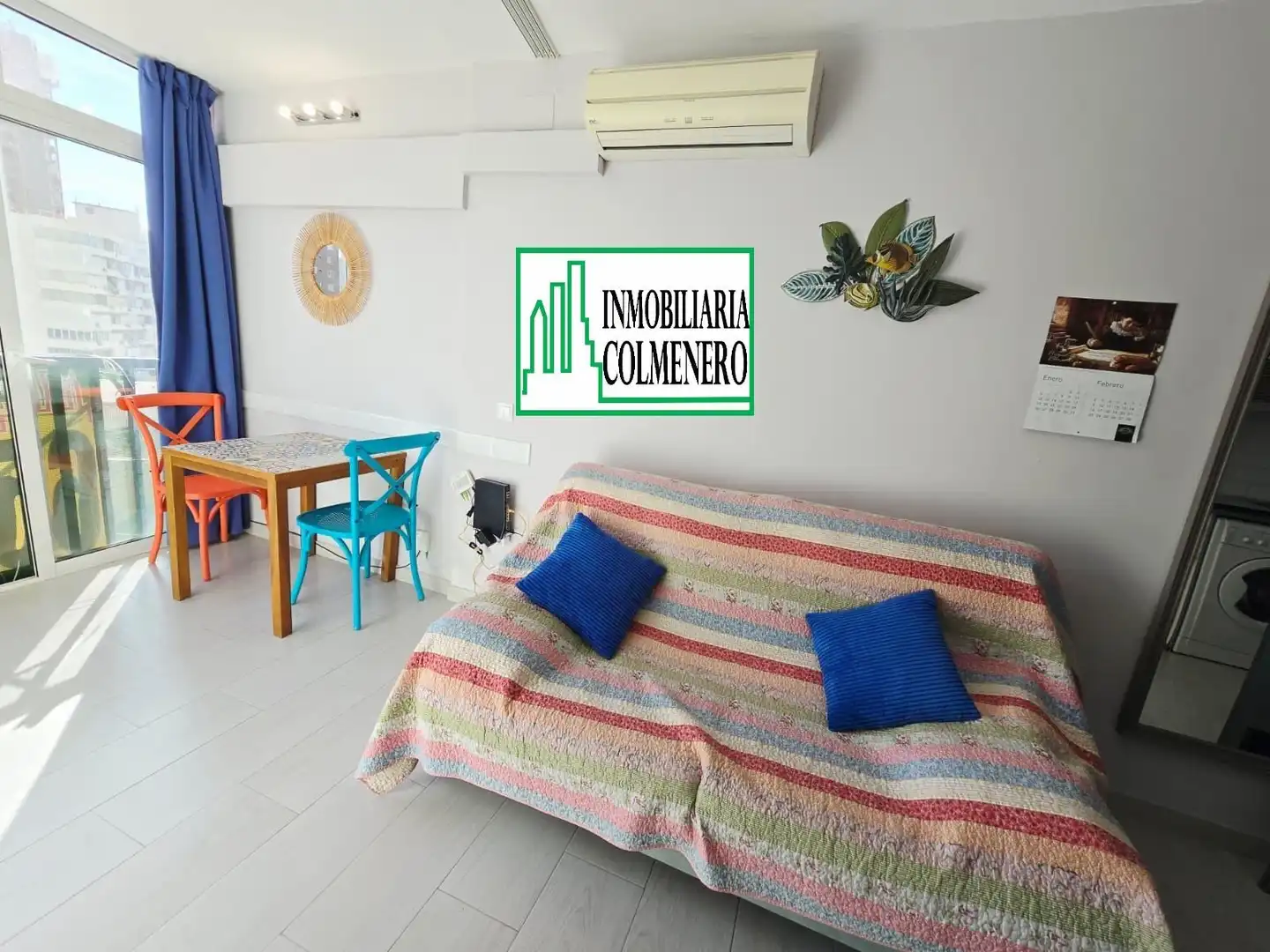 Sala d'estar de Estudi en venda en Benidorm amb Aire condicionat, Moblat i Piscina comunitària