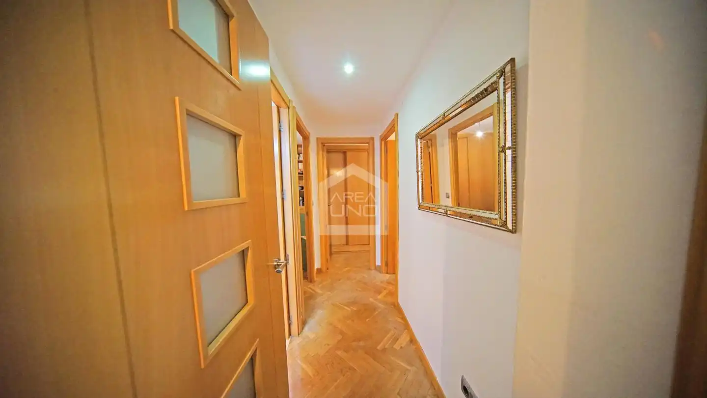 Piso en venta en Alcorcón con Aire acondicionado, Calefacción y Parquet