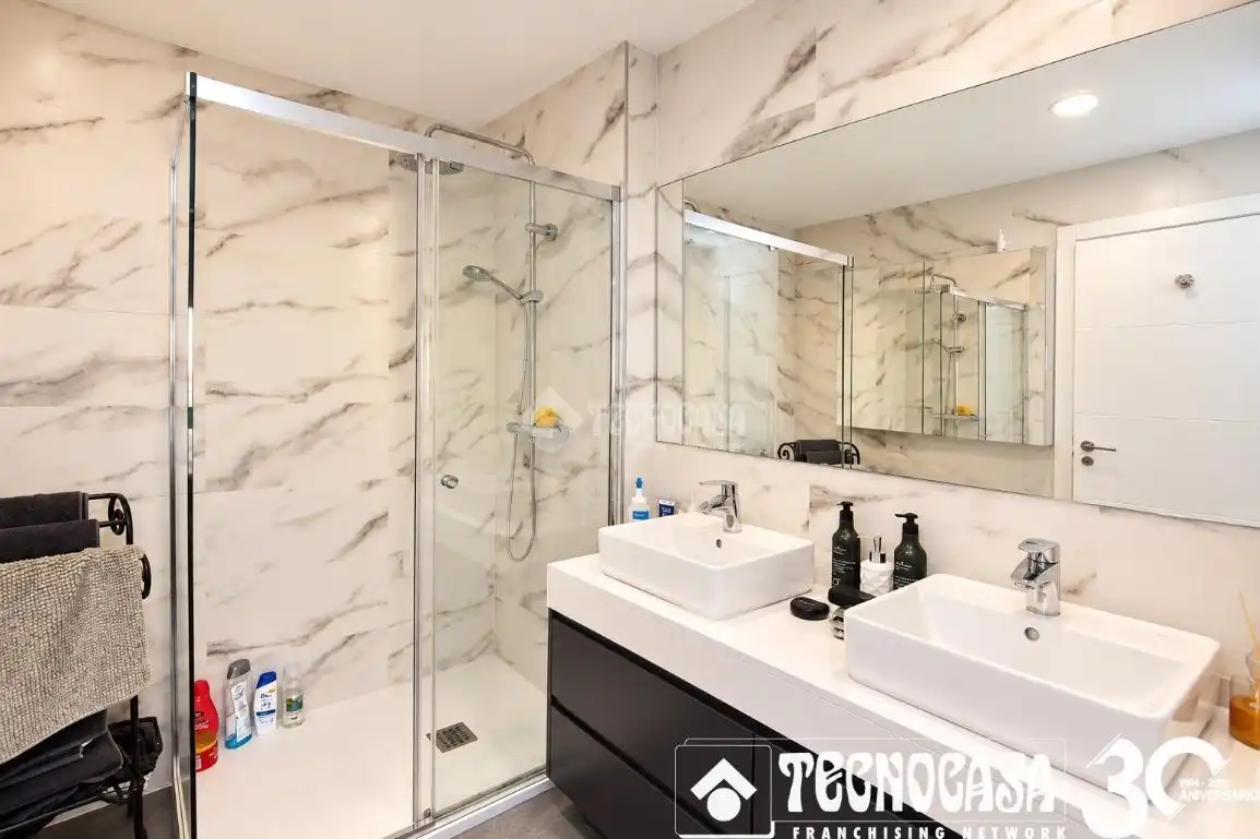 Casa pareada con piscina en venta en El Bosque, imagen 20
