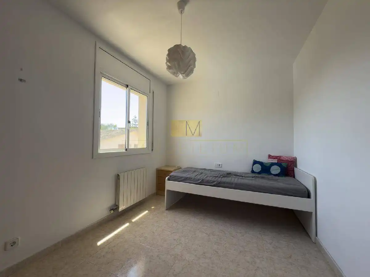 Dormitori de Casa o xalet en venda en Sant Pere de Ribes amb Aire condicionat, Calefacció i Jardí privat