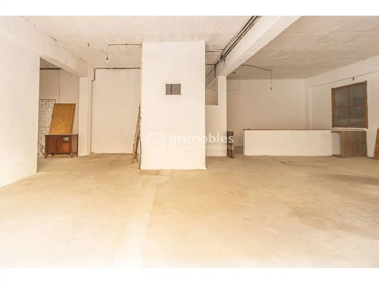 Commercial properties for rent in Lloseta